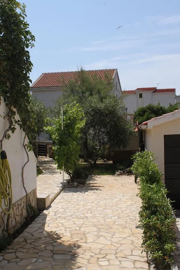 Apartments With A Parking Space Povljana, Pag - 6501 Povljana